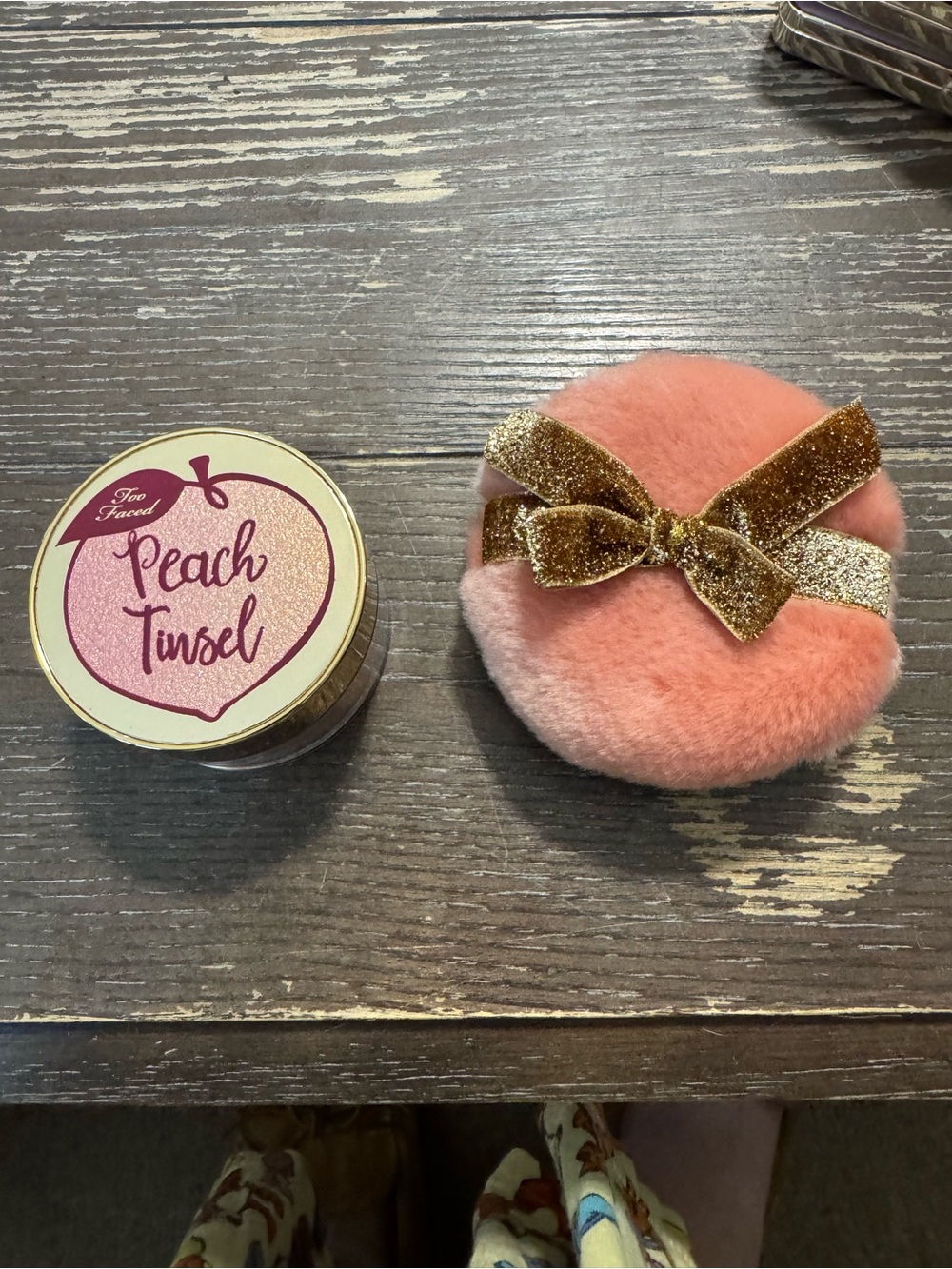 Too Faced Peach Tinsel Loose Highlighter with Peach Puff